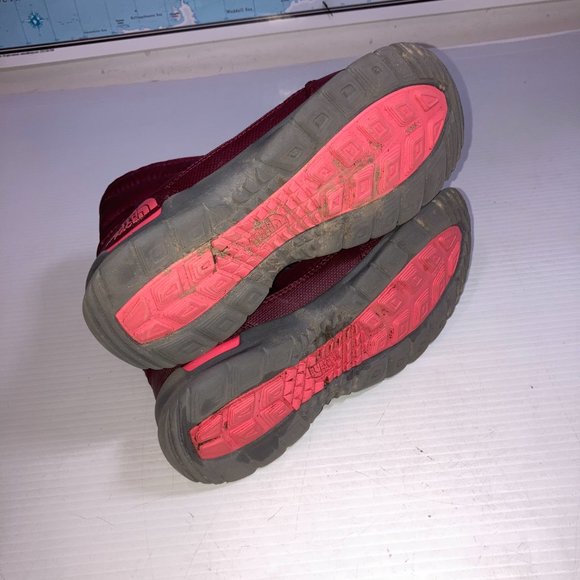 THE NORTH FACE  Primaloft Puffer Boots Women's Sz 5 Purple Grape - Picture 9 of 12